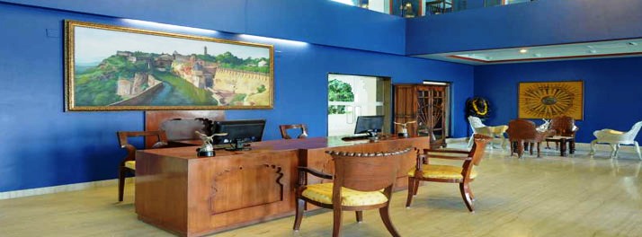 2241/juSTa Lake Nahargarh Palace - Chittorgarh 06.jpg